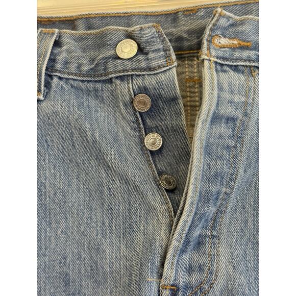 Levi’s 501 Jeans Button Fly Light Wash Men’s 32x29 Excellent pre-owned condition - Picture 3 of 7